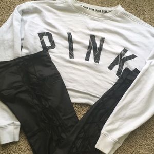 VS PINK cropped sweatshirt